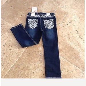 Free Planet Girls Embellished Pocket Straight Leg Cropped Denim Jeans